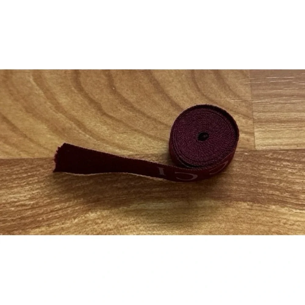 Gucci ribbon red